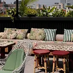 Hotel Genevieve